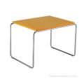 Table enfant rectangulaire en MDF jaune avec piètement en fil de fer